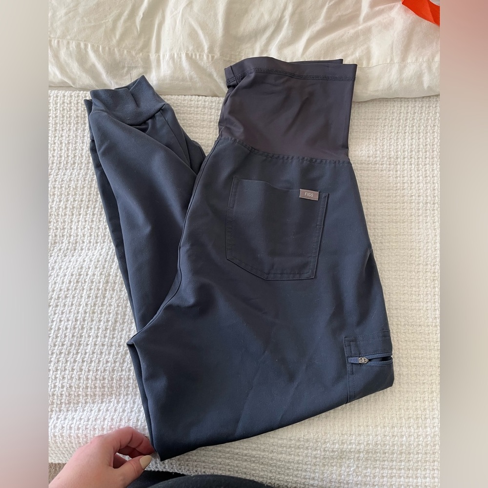 FIGS Maternity Joggers